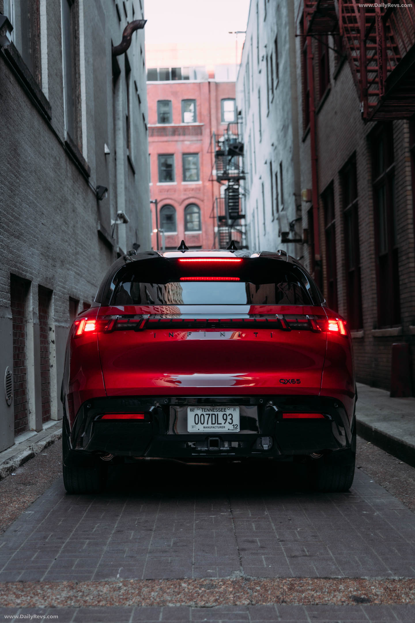 2027 Infiniti QX65 Rear View