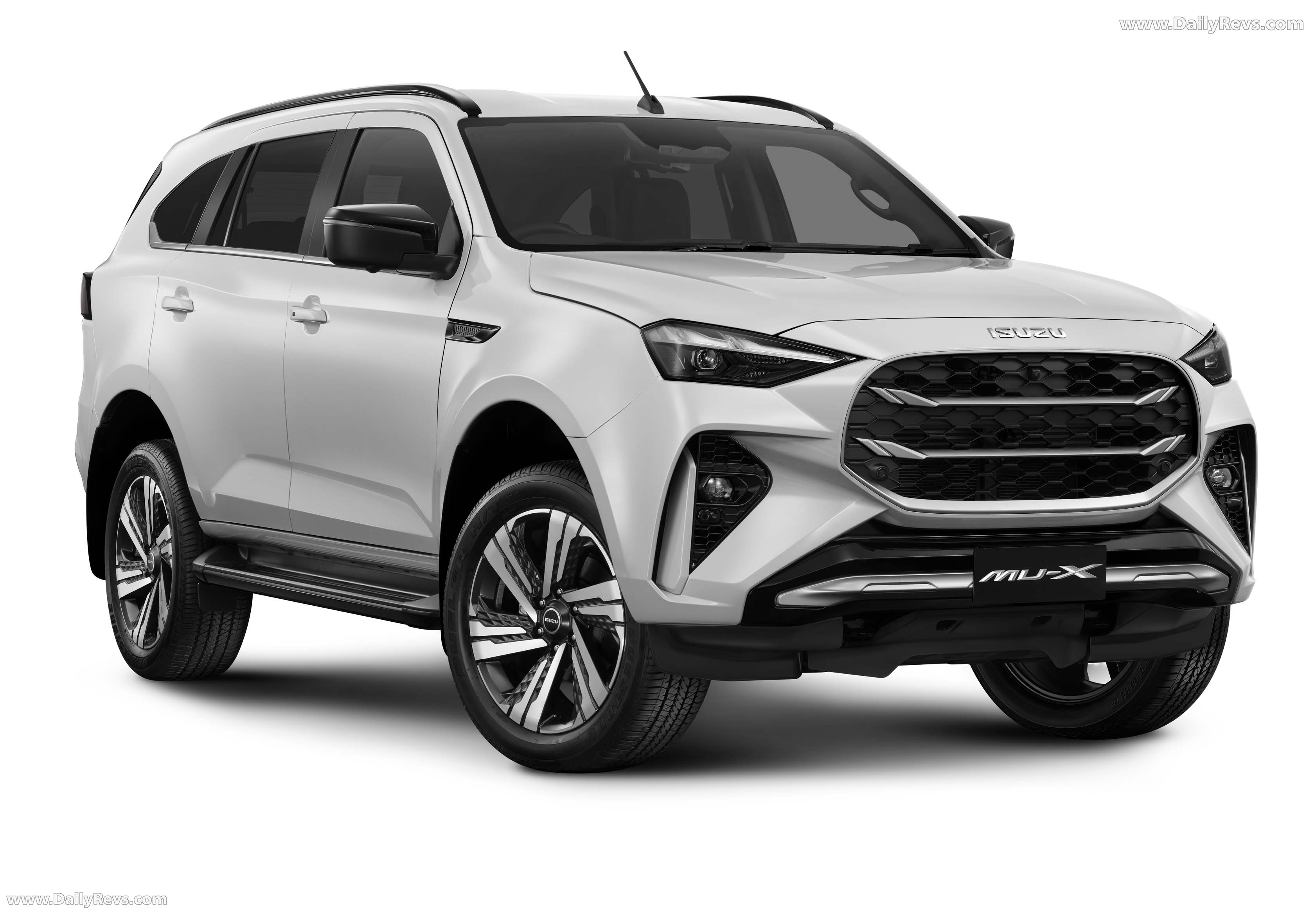 2026 Isuzu MU-X Australian Version Front View