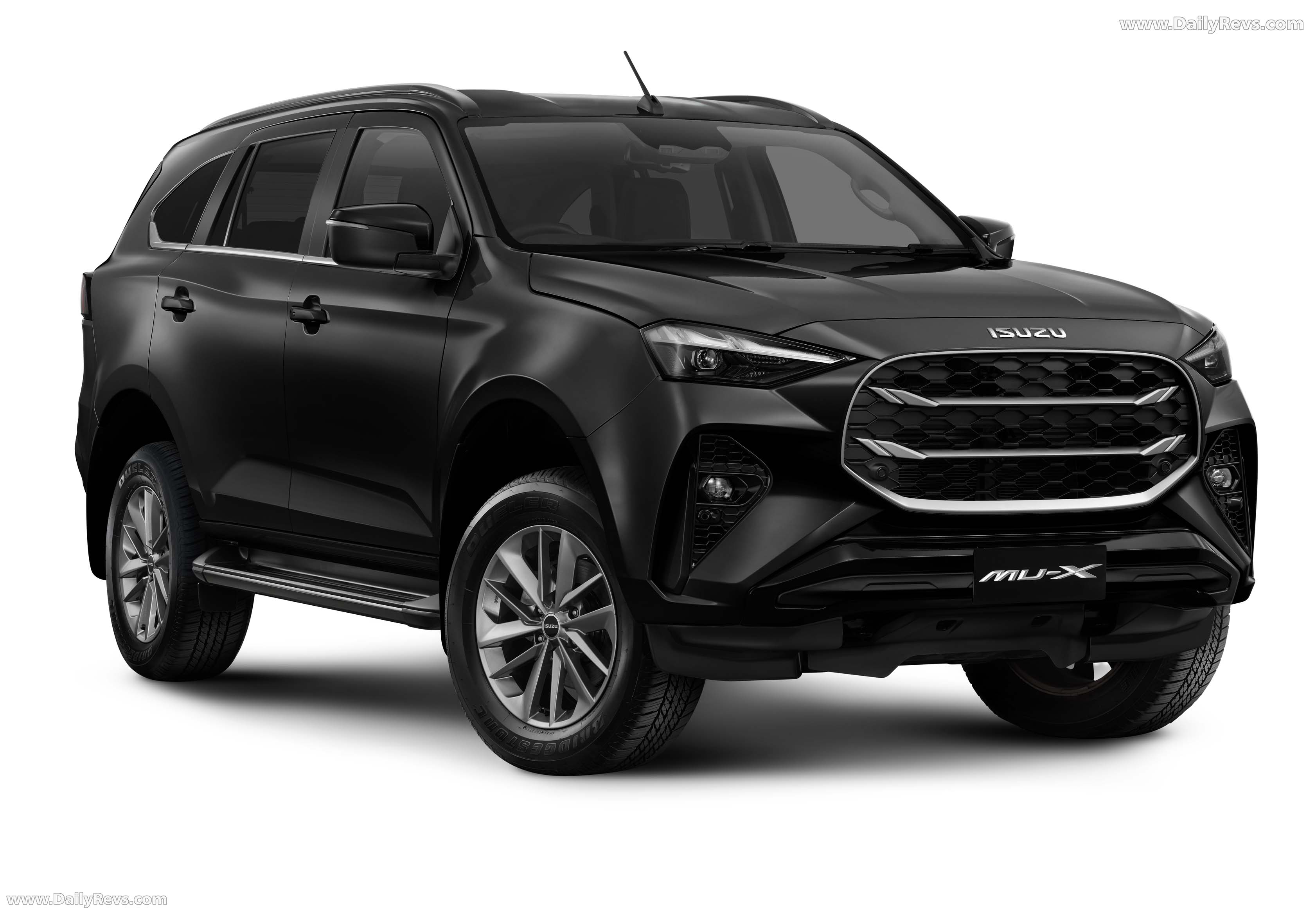 2026 Isuzu MU-X Australian Version Front View