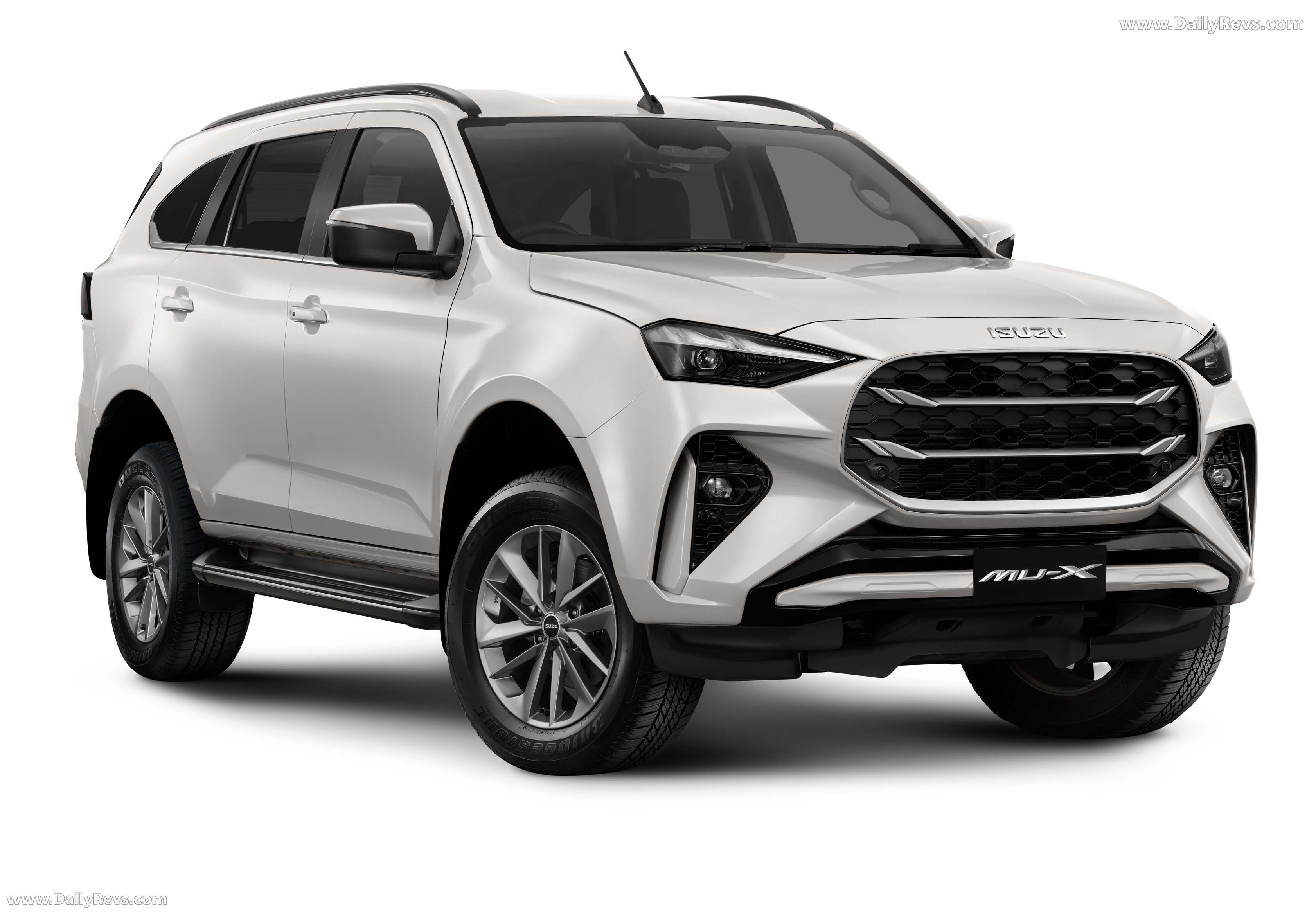 2026 Isuzu MU-X Australian Version Front View