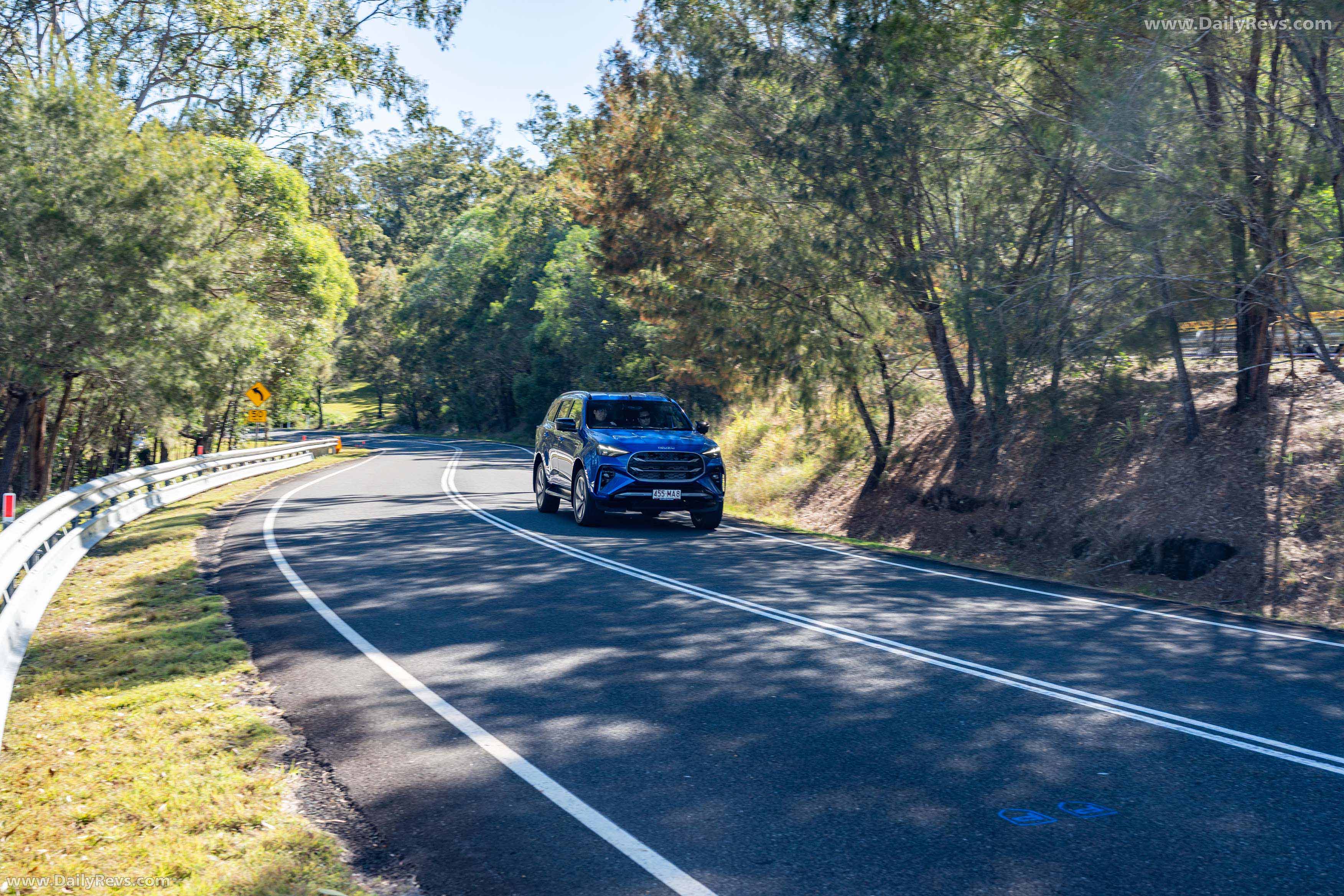 2026 Isuzu MU-X Australian Version Front View