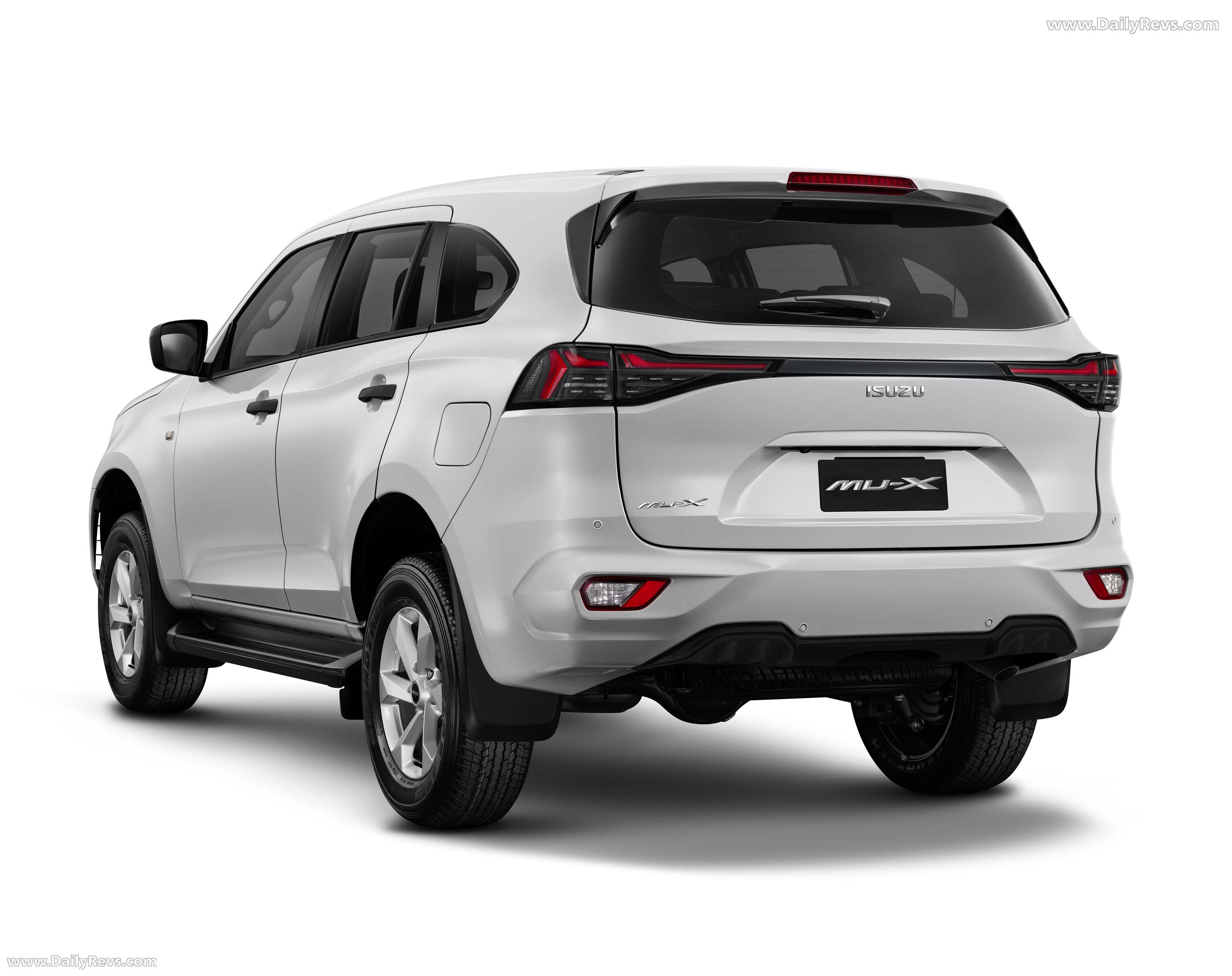 2026 Isuzu MU-X Australian Version Rear View