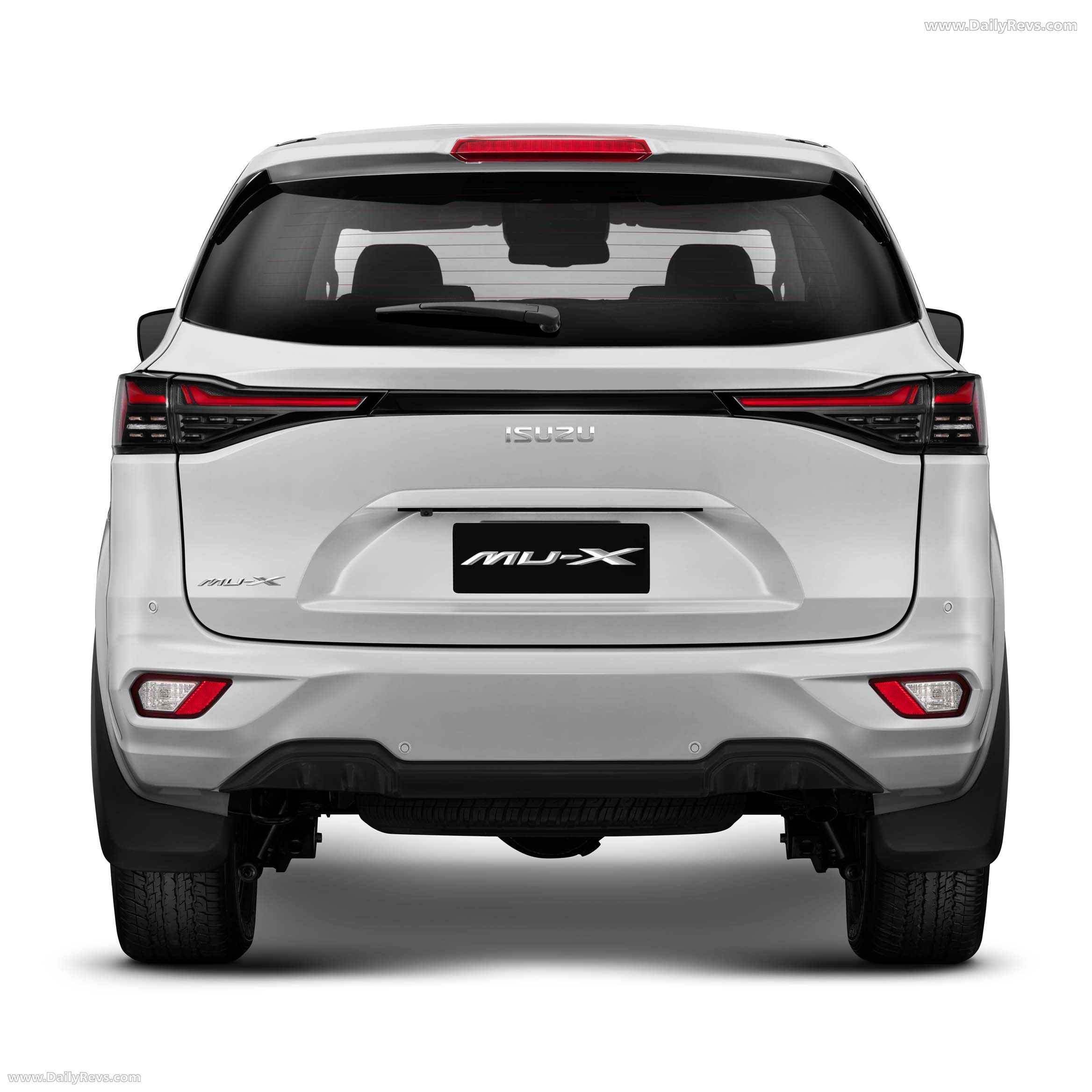 2026 Isuzu MU-X Australian Version Rear View