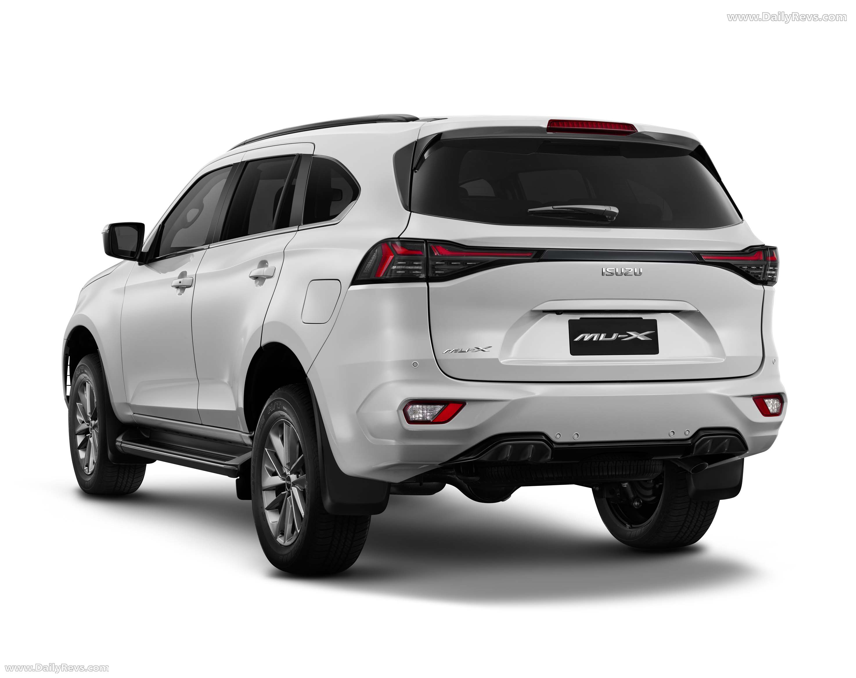2026 Isuzu MU-X Australian Version Rear View
