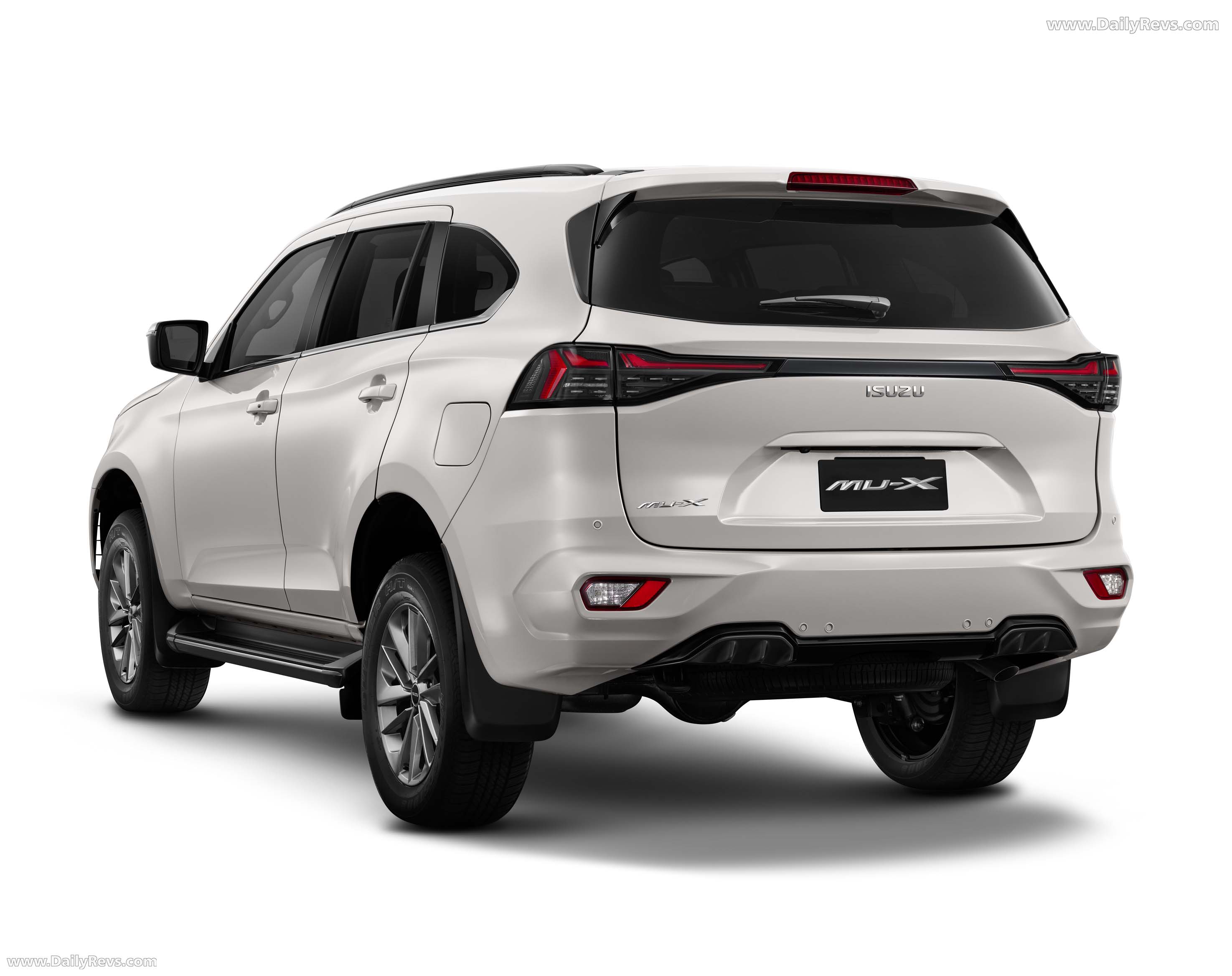 2026 Isuzu MU-X Australian Version Rear View
