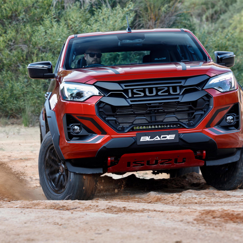 2026 Isuzu D-Max Blade Front View