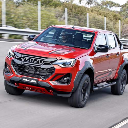 2026 Isuzu D-Max Blade Front View