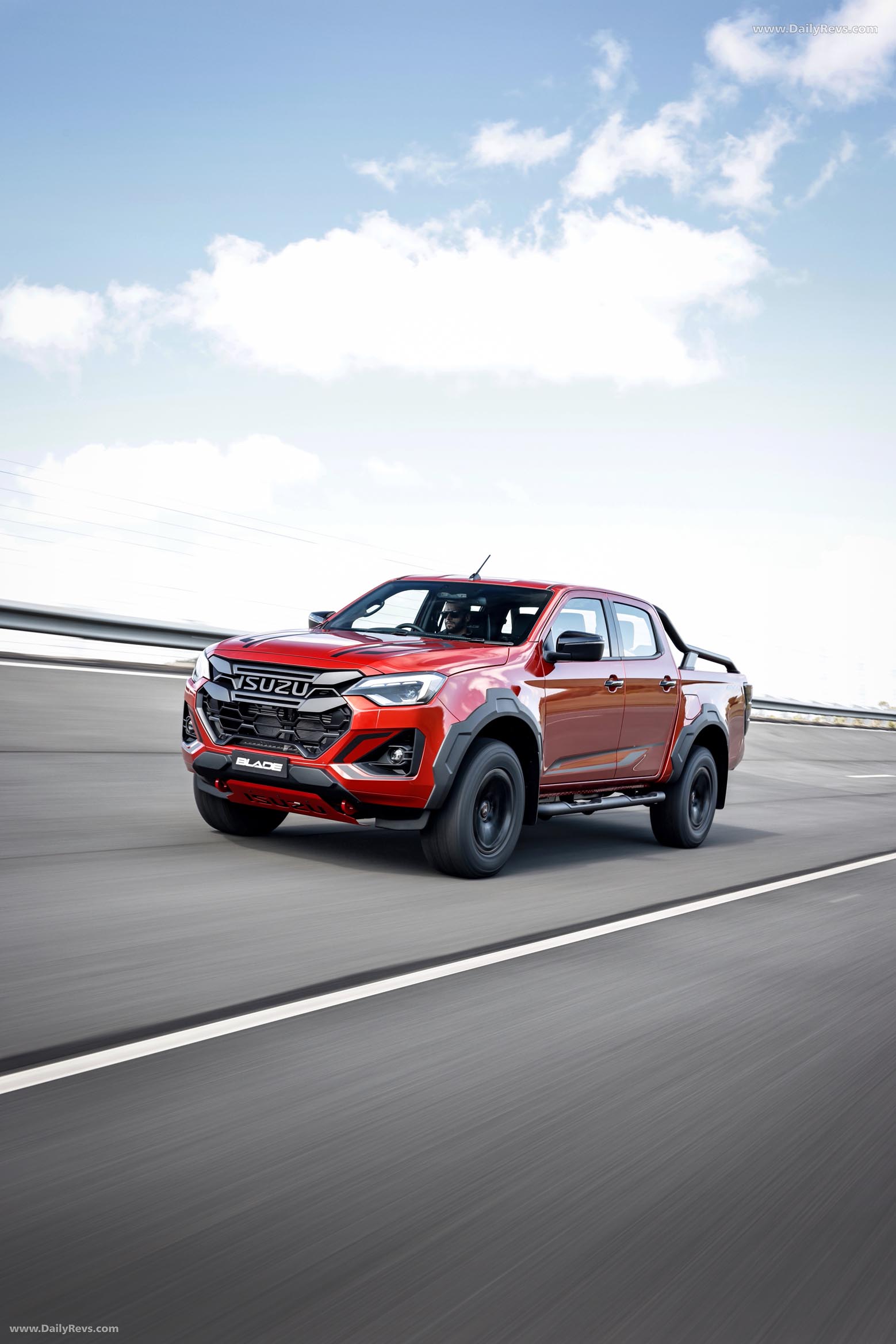 2026 Isuzu D-Max Blade Front View