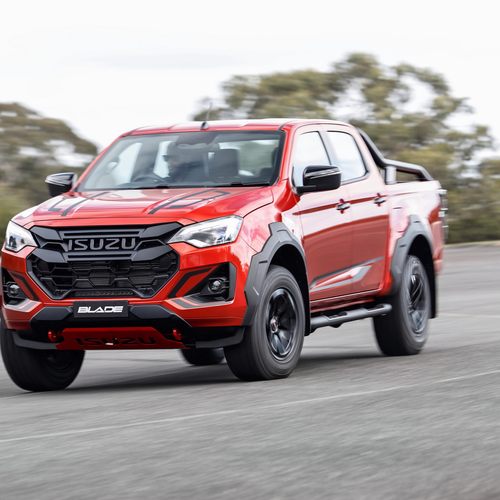 2026 Isuzu D-Max Blade Front View
