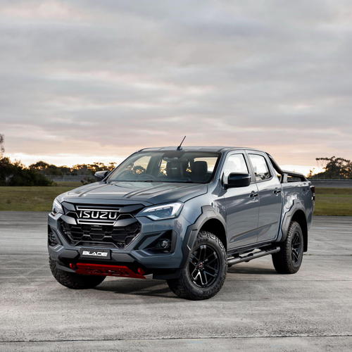 2026 Isuzu D-Max Blade Front View