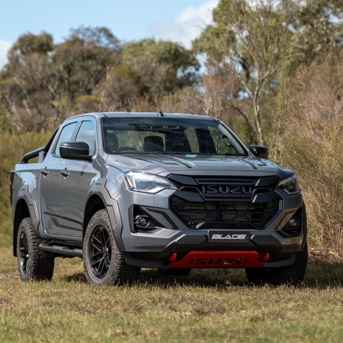 2026 Isuzu D-Max Blade Front View