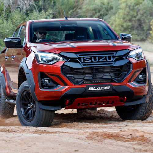 2026 Isuzu D-Max Blade Front View