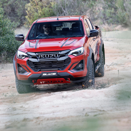 2026 Isuzu D-Max Blade Front View