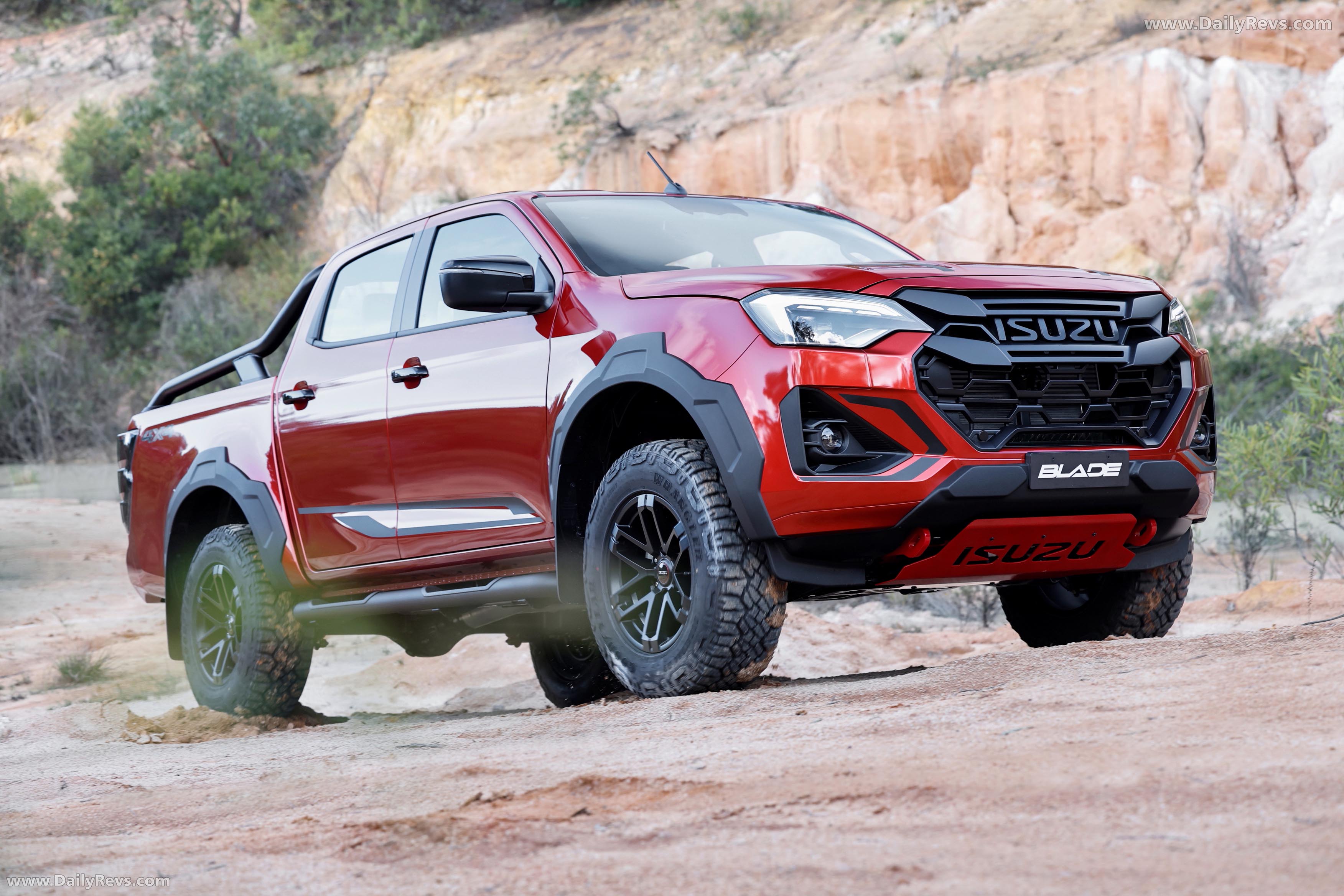 2026 Isuzu D-Max Blade Front View