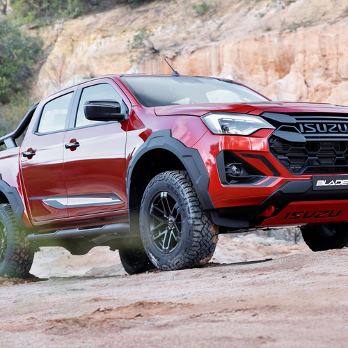 2026 Isuzu D-Max Blade Front View
