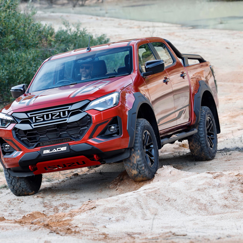 2026 Isuzu D-Max Blade Front View