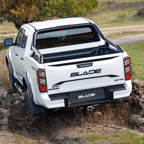 2026 Isuzu D-Max Blade Rear View