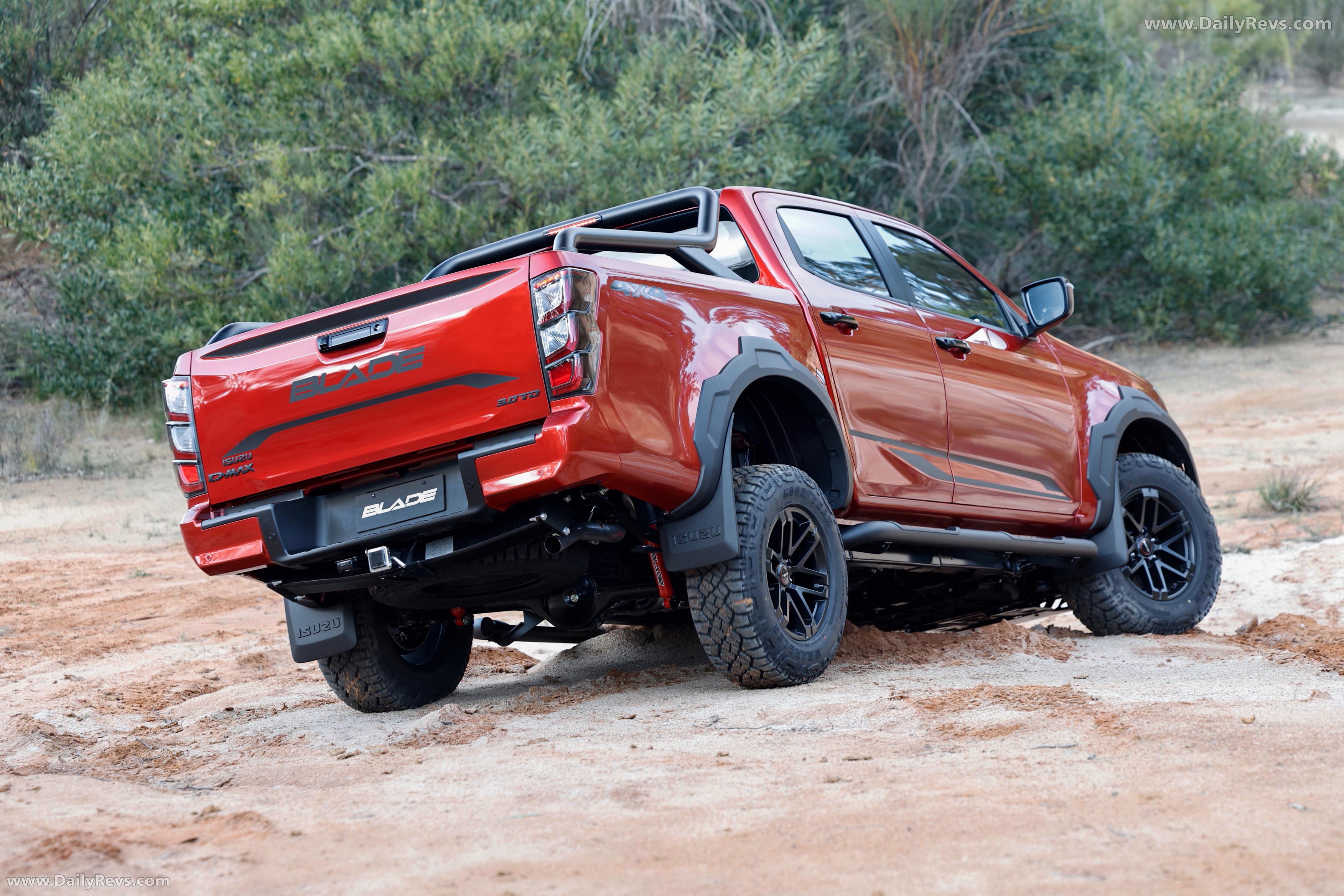 2026 Isuzu D-Max Blade Rear View