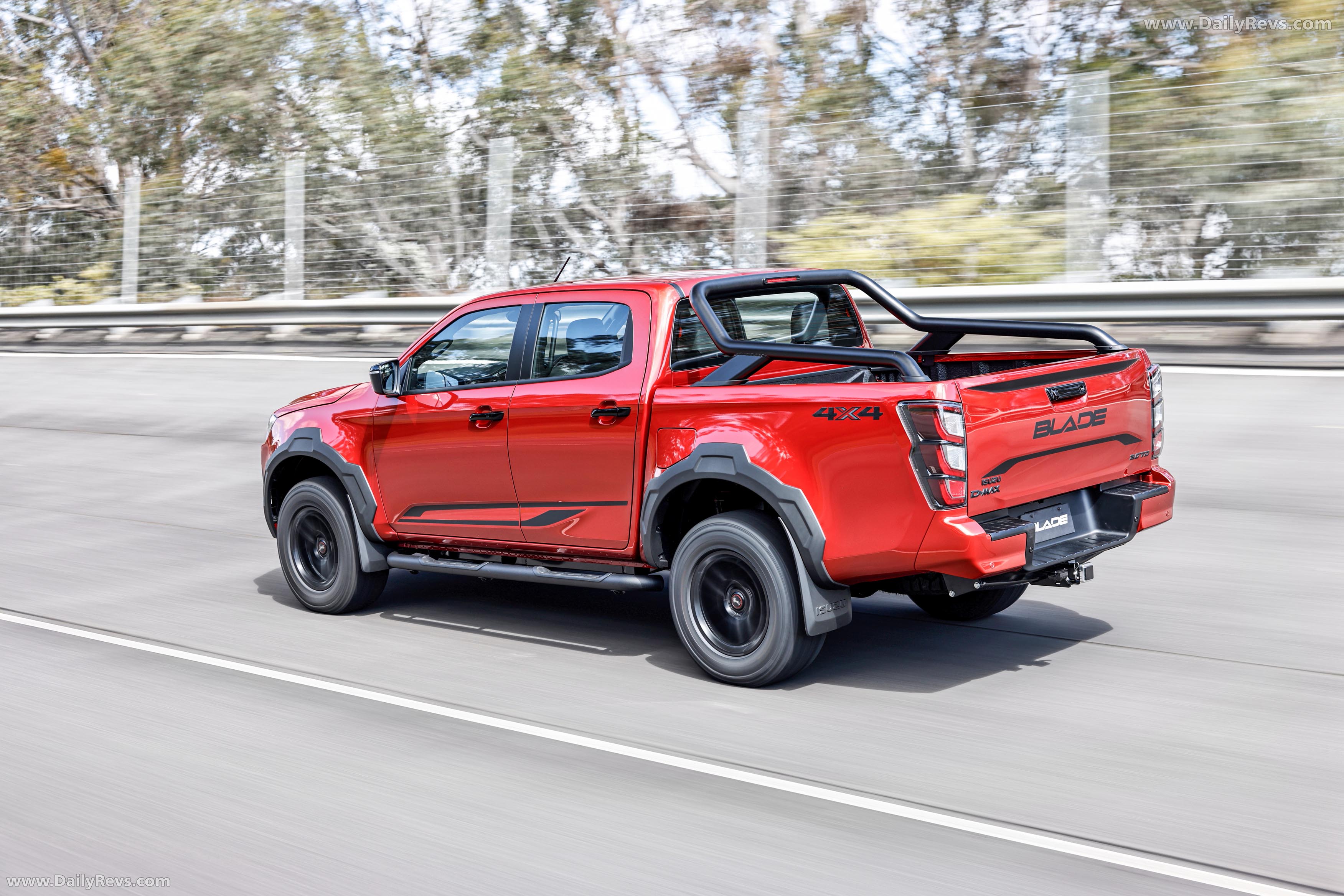 2026 Isuzu D-Max Blade Rear View