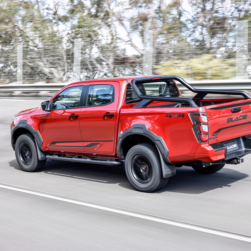 2026 Isuzu D-Max Blade Rear View