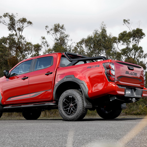 2026 Isuzu D-Max Blade Rear View