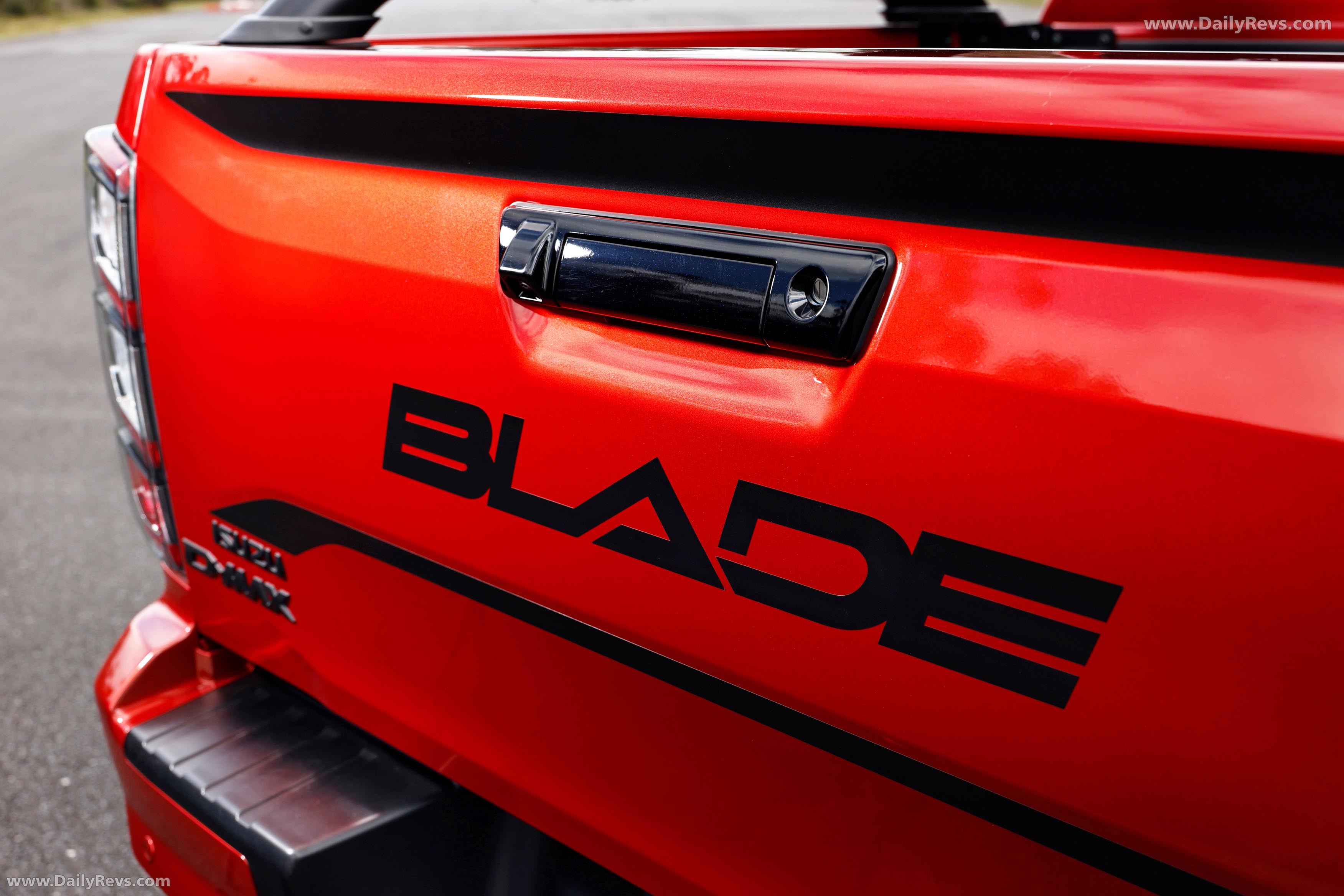 2026 Isuzu D-Max Blade Exterior
