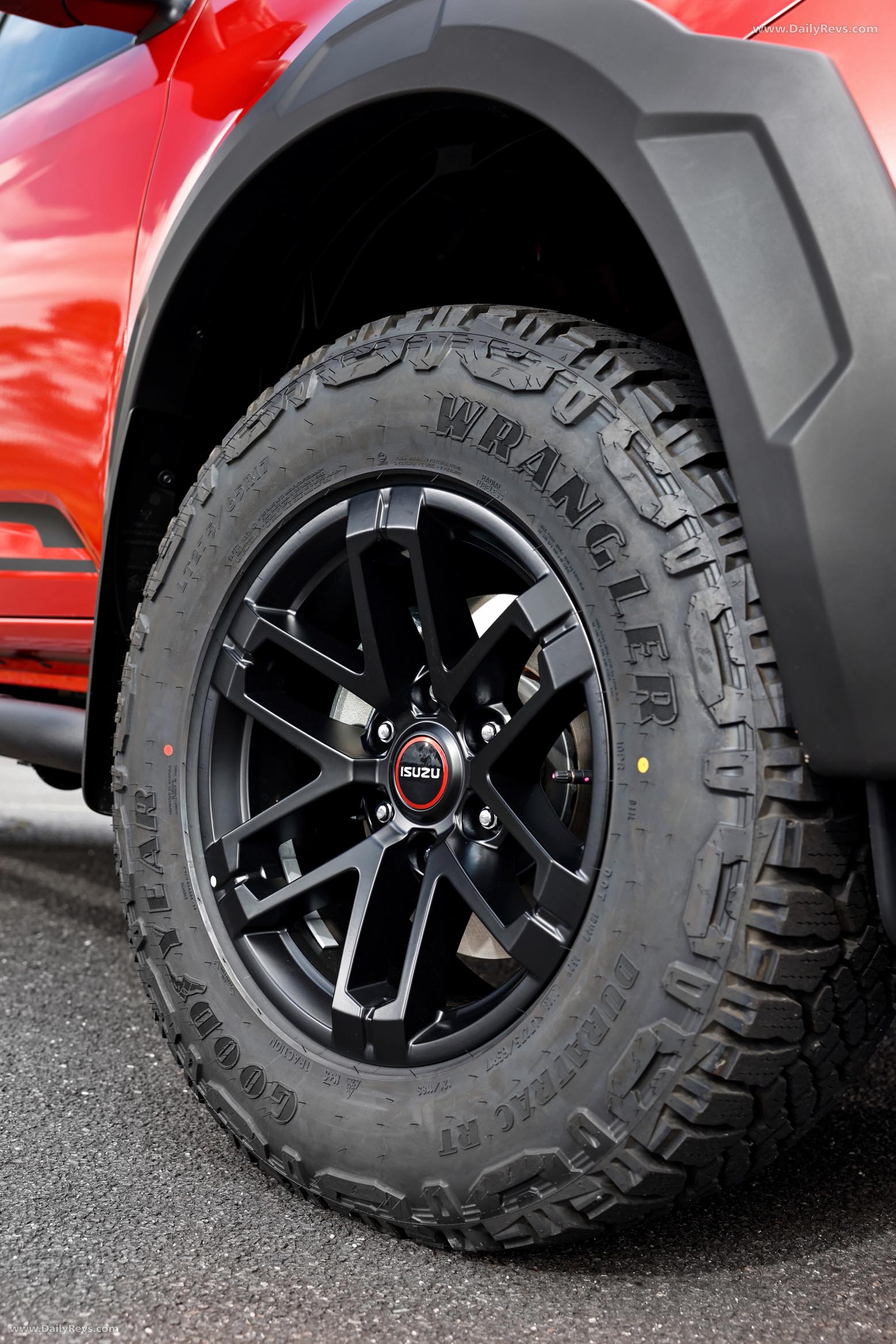 2026 Isuzu D-Max Blade Exterior