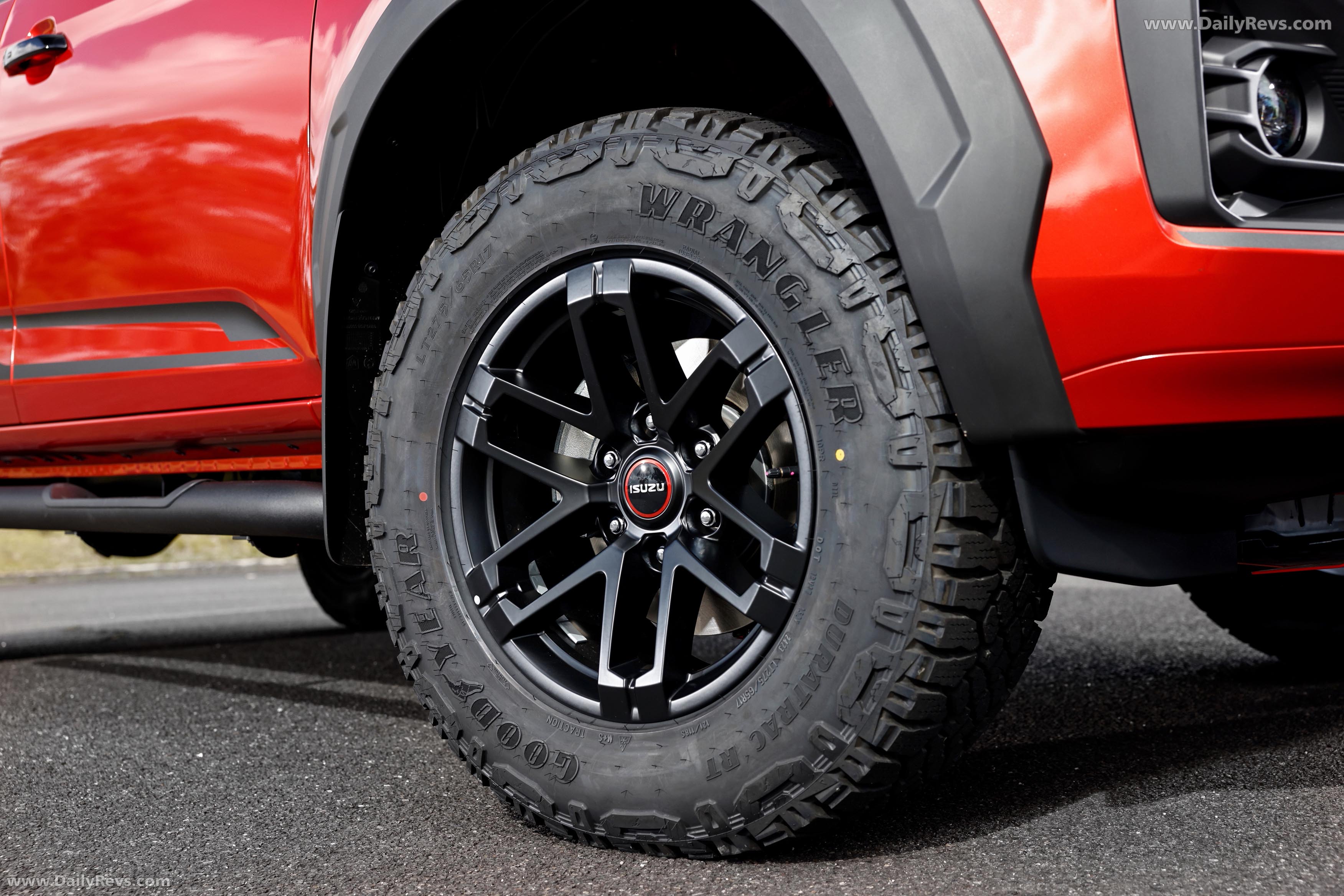 2026 Isuzu D-Max Blade Exterior