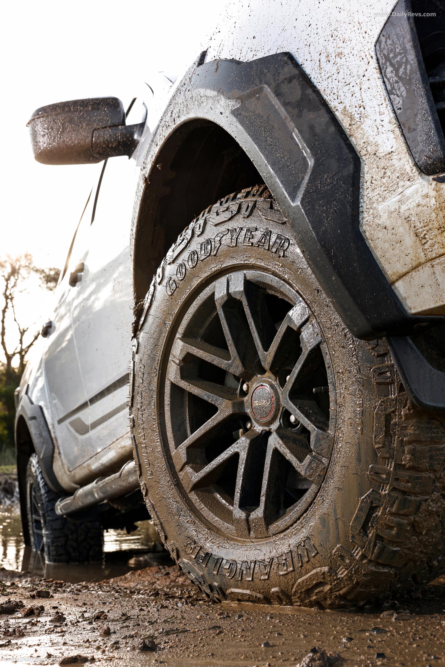 2026 Isuzu D-Max Blade Exterior