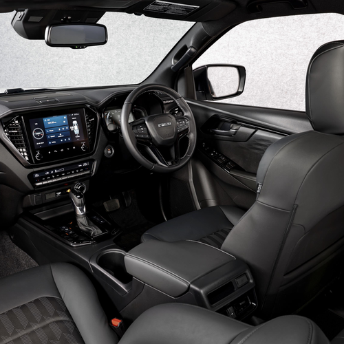 2026 Isuzu D-Max Blade Interior