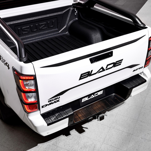 2026 Isuzu D-Max Blade Interior