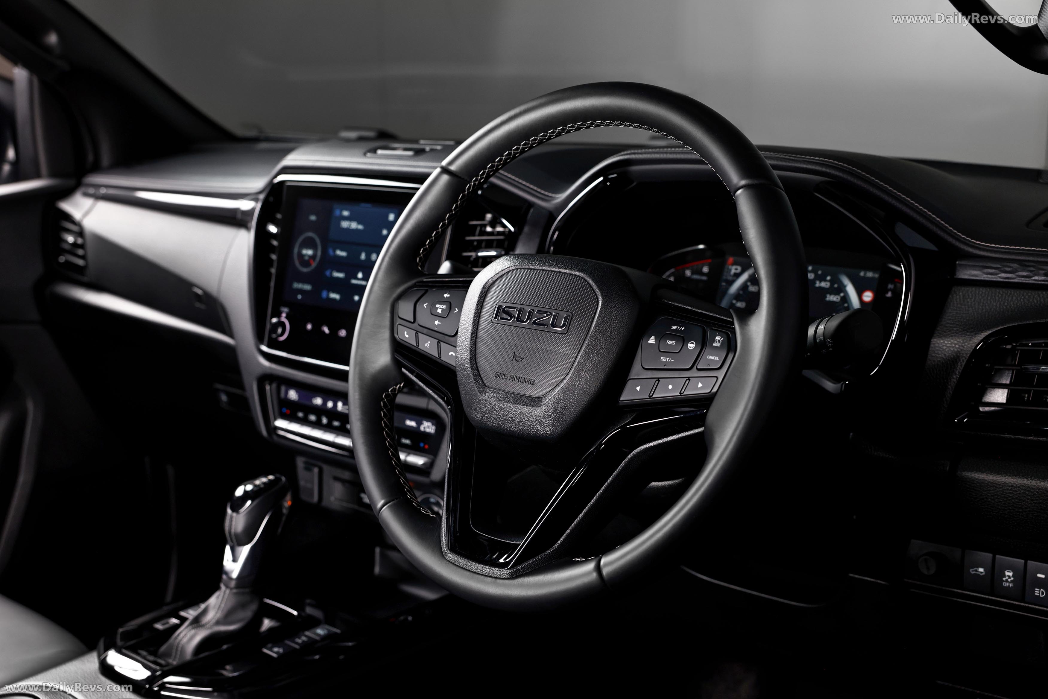 2026 Isuzu D-Max Blade Interior