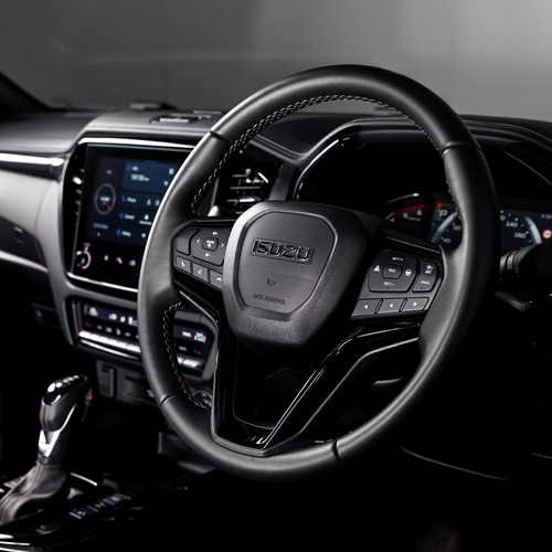 2026 Isuzu D-Max Blade Interior