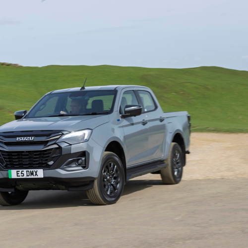 2026 Isuzu D-Max EV V-Cross UK version Front View