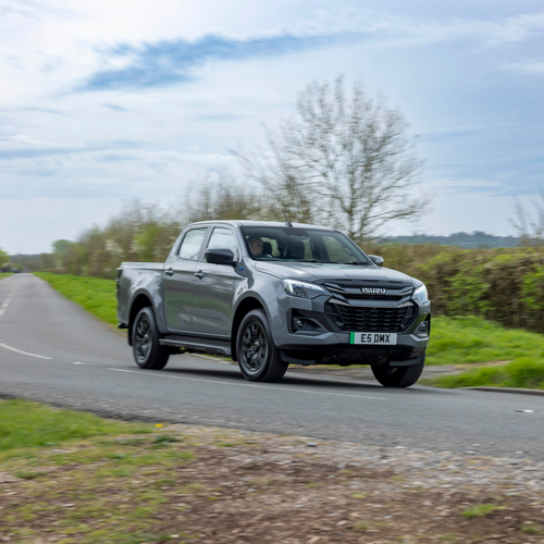 2026 Isuzu D-Max EV V-Cross UK version Front View