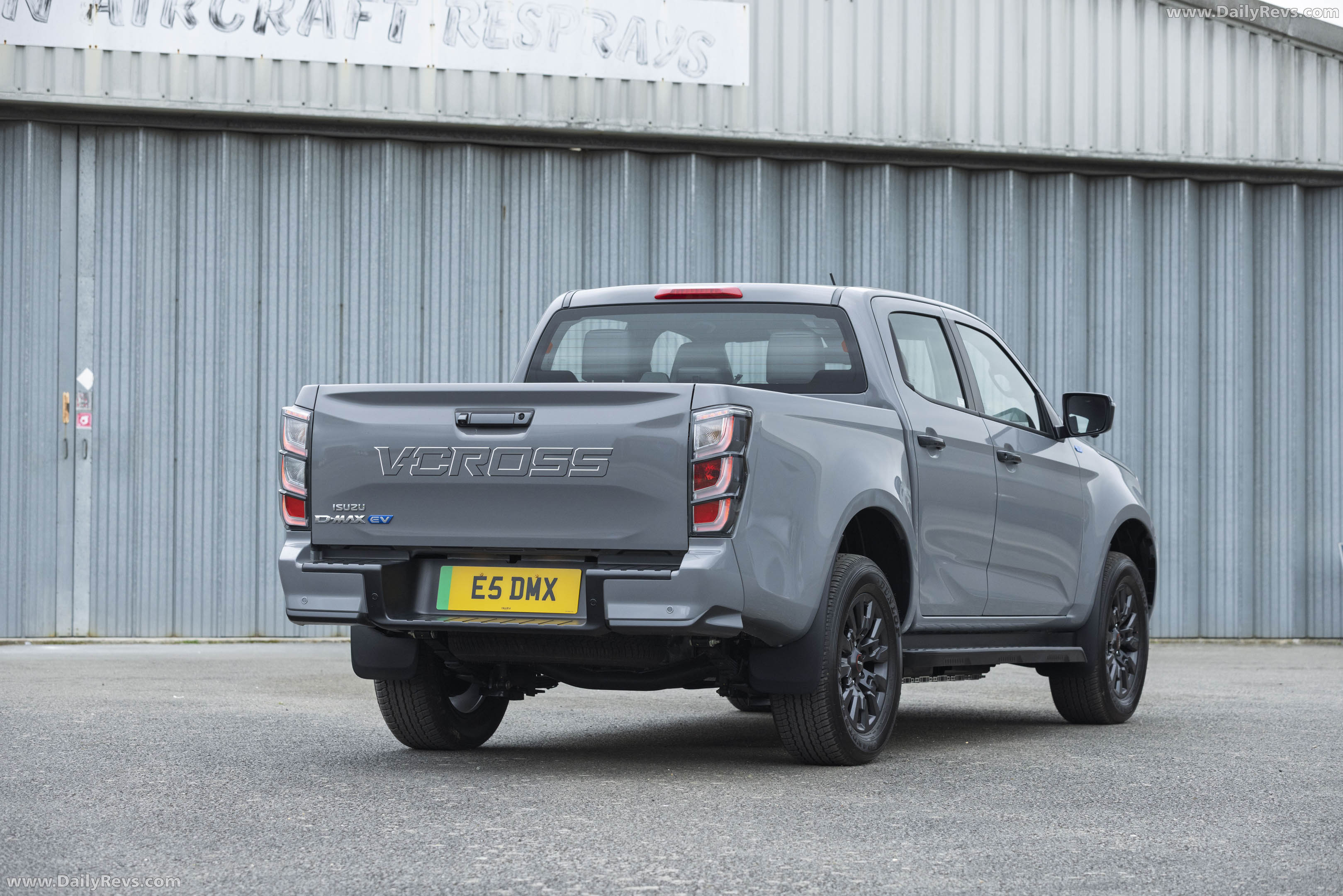 2026 Isuzu D-Max EV V-Cross UK version Rear View