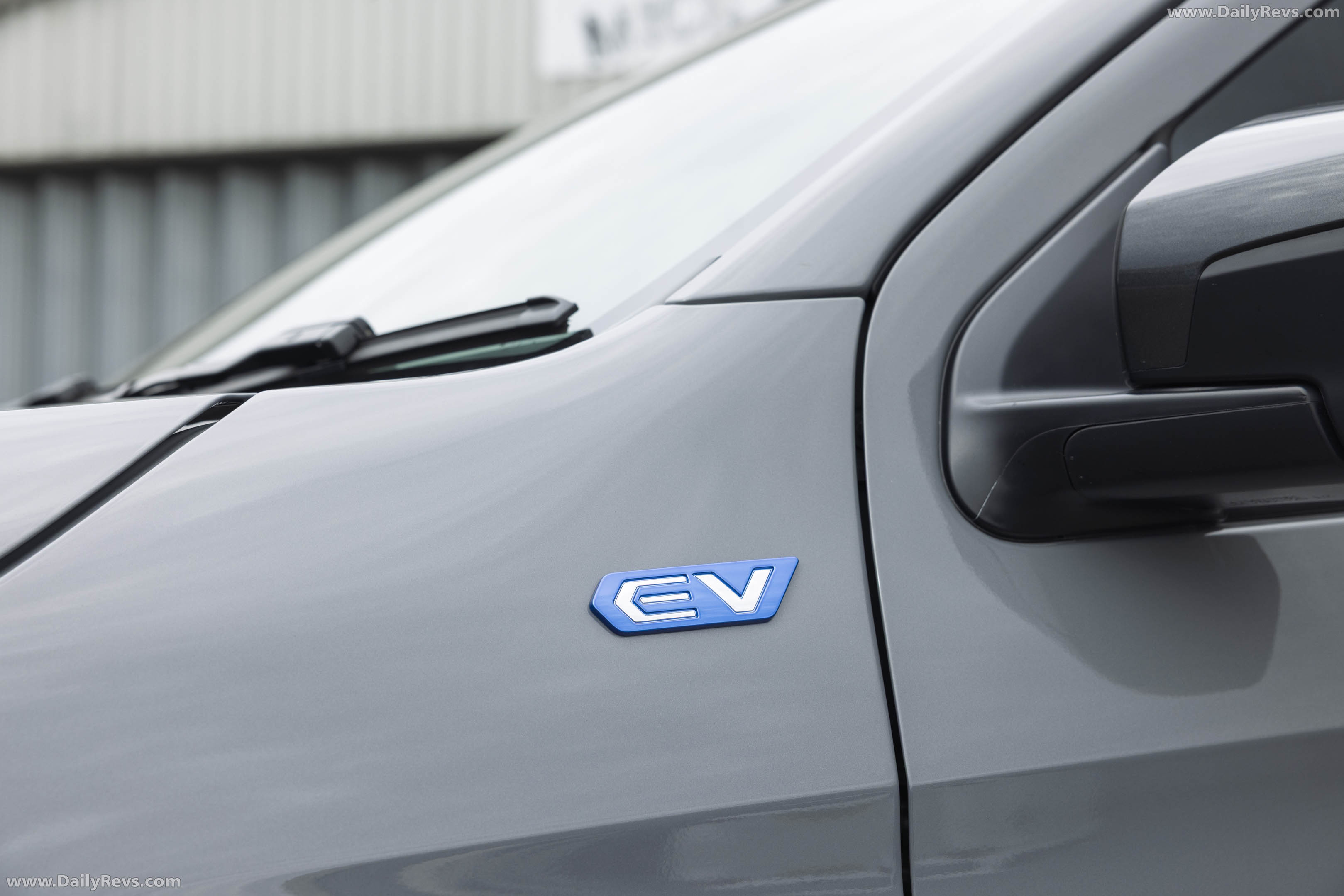 2026 Isuzu D-Max EV V-Cross UK version Exterior