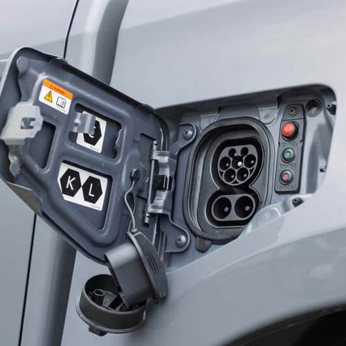 2026 Isuzu D-Max EV V-Cross UK version Exterior