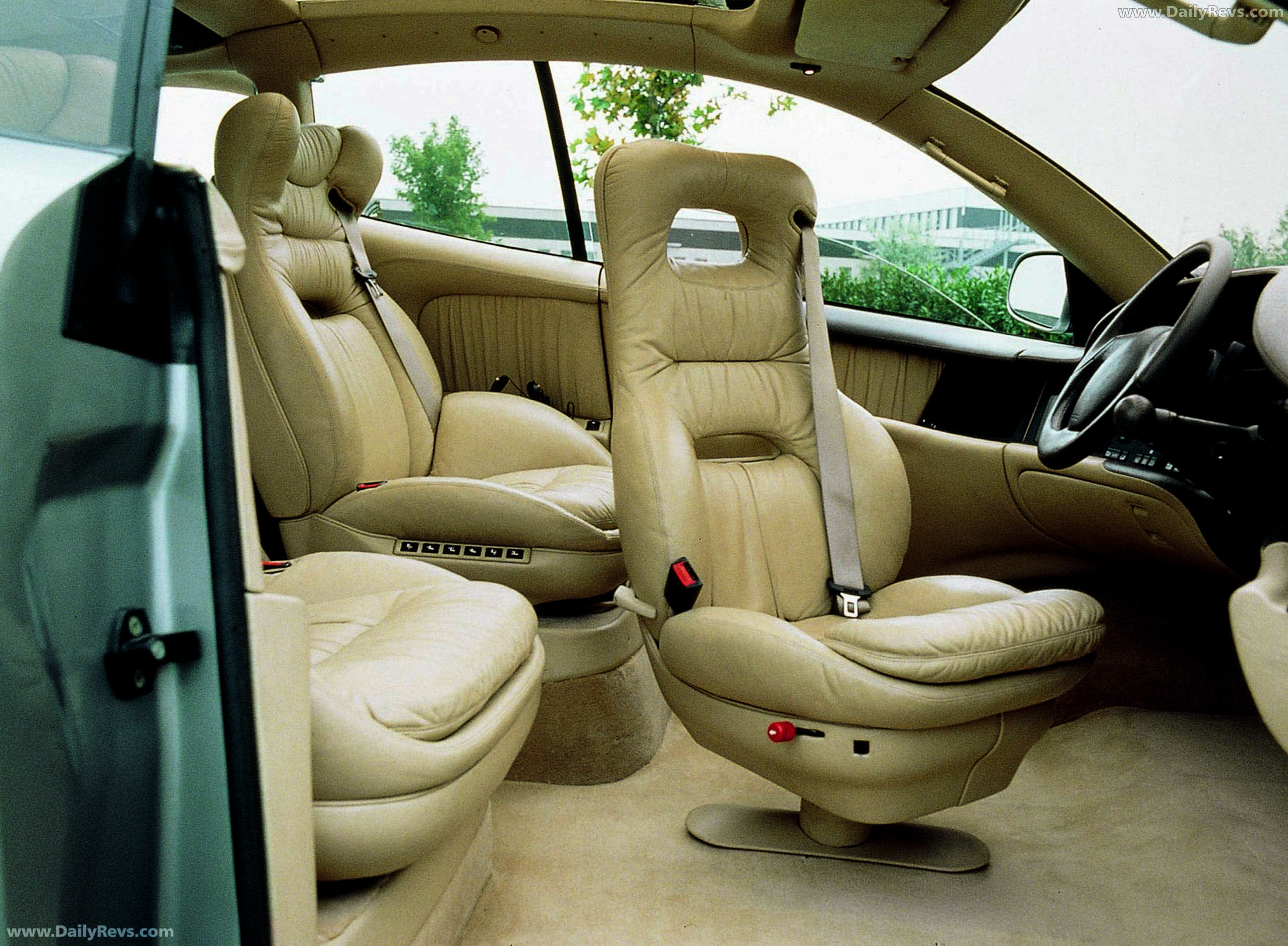 1992 Ital Design Columbus Concept Interior