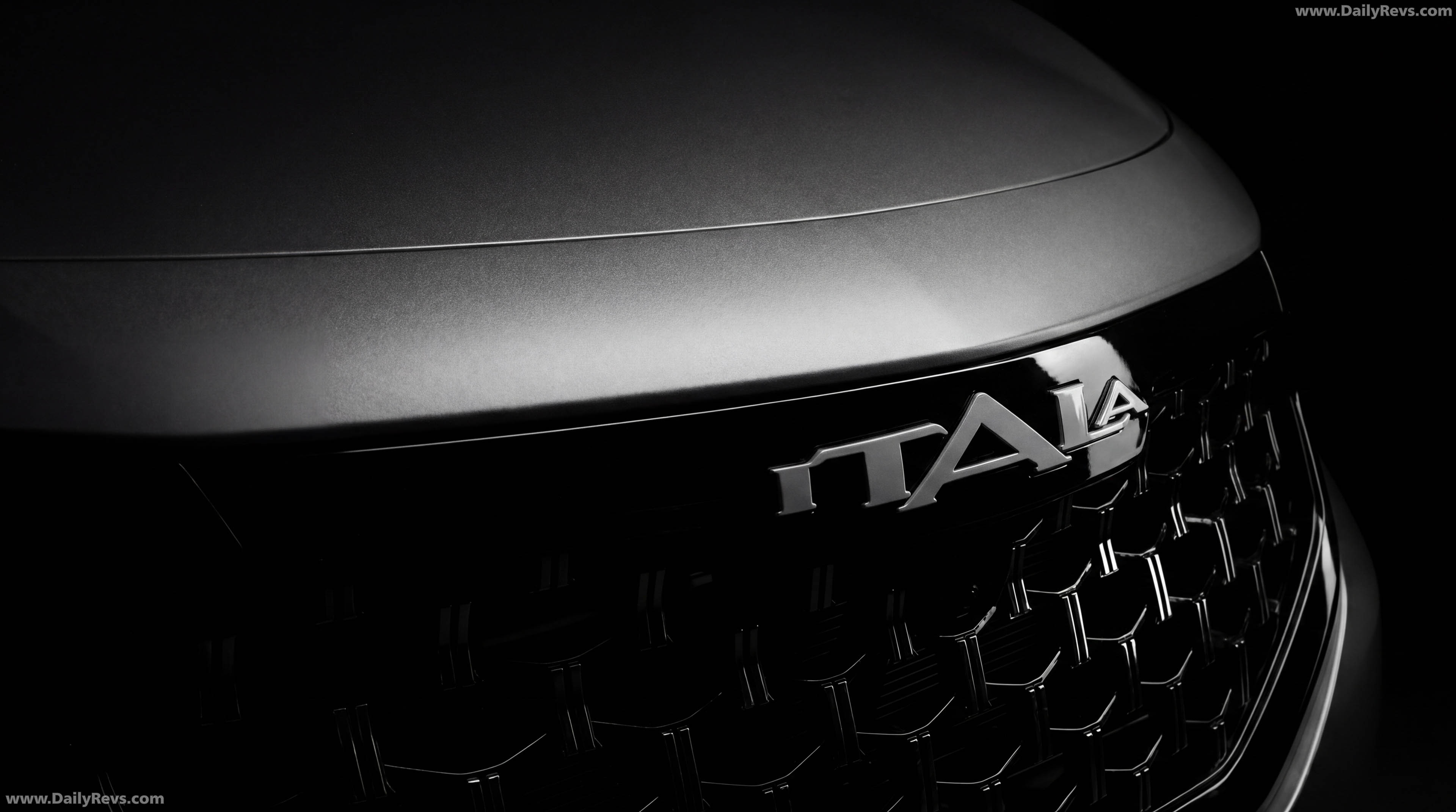2026 Itala 35 Exterior