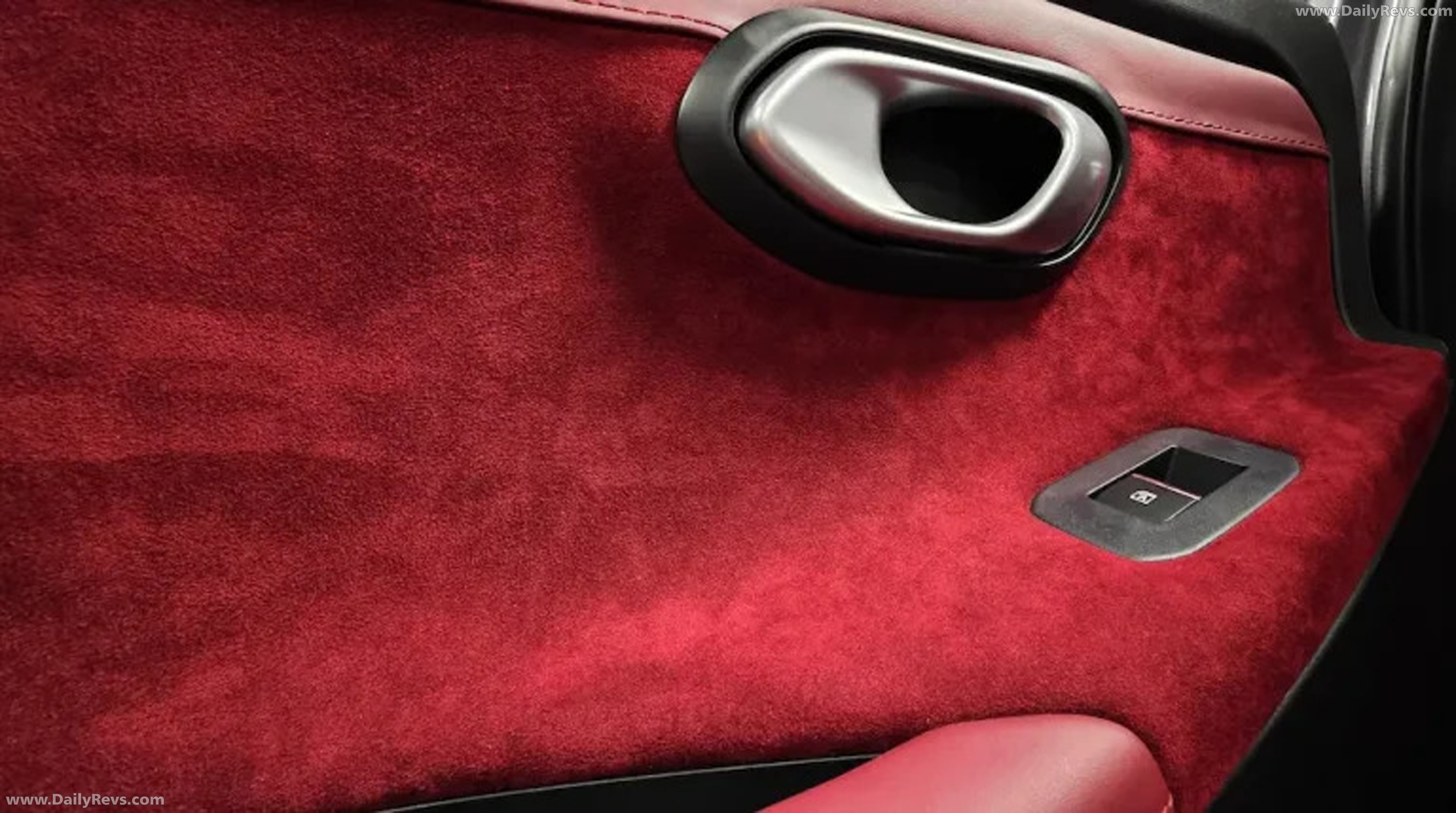 2026 Itala 35 Interior