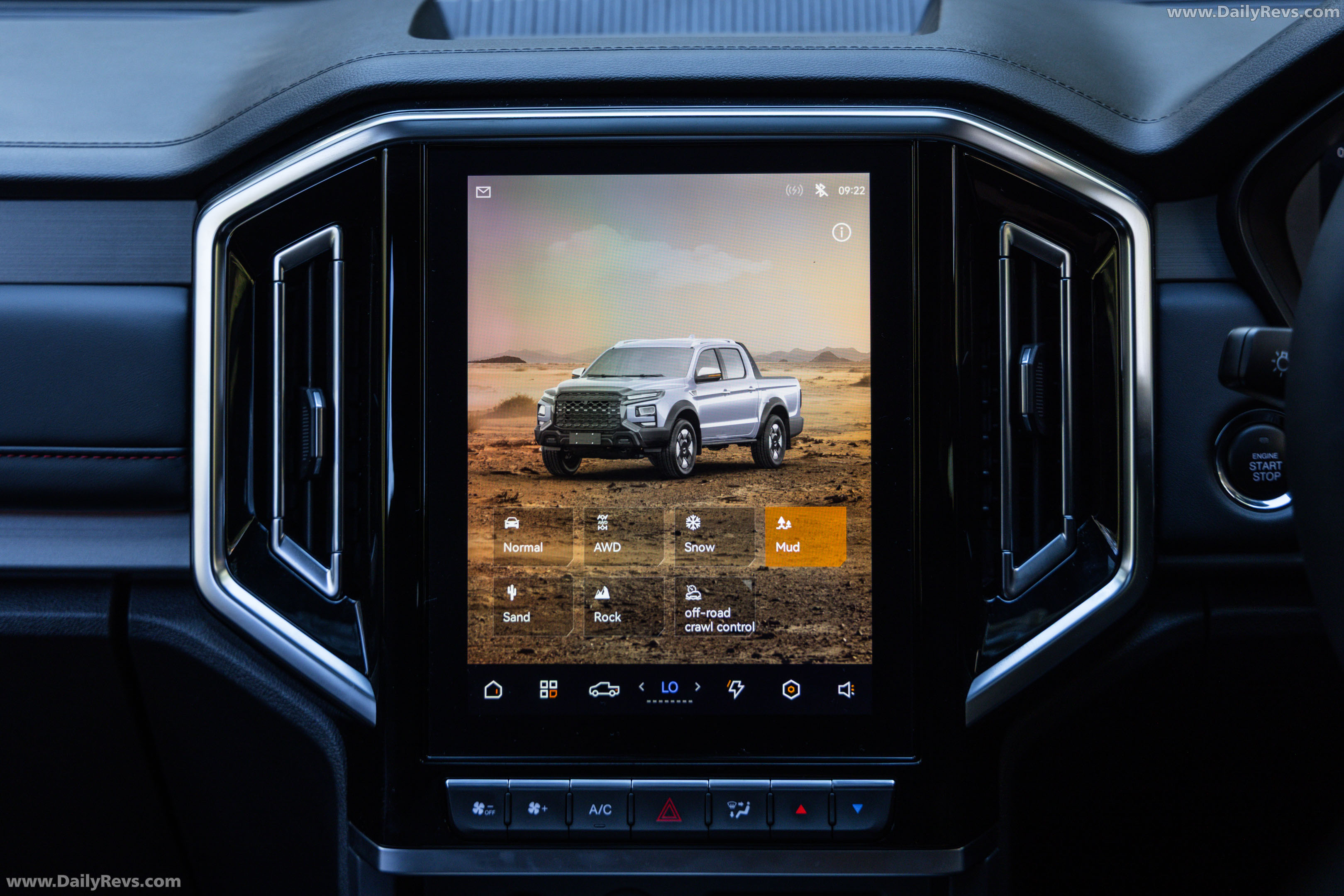2026 JAC Hunter X PHEV Interior