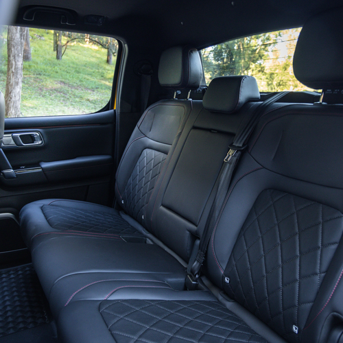 2026 JAC Hunter X PHEV Interior