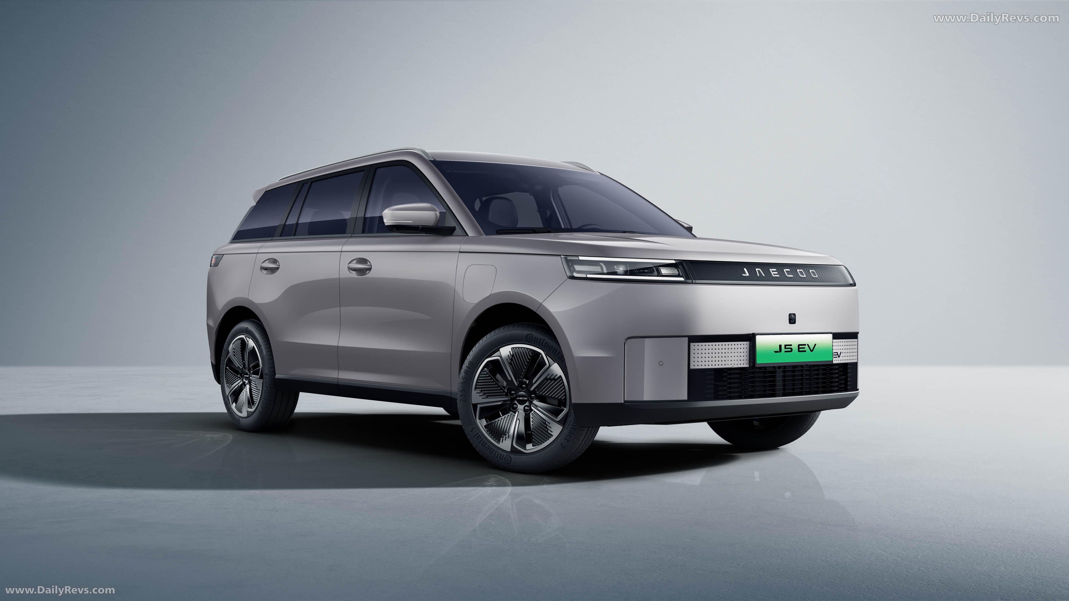 2026 Jaecoo J5 EV Front View