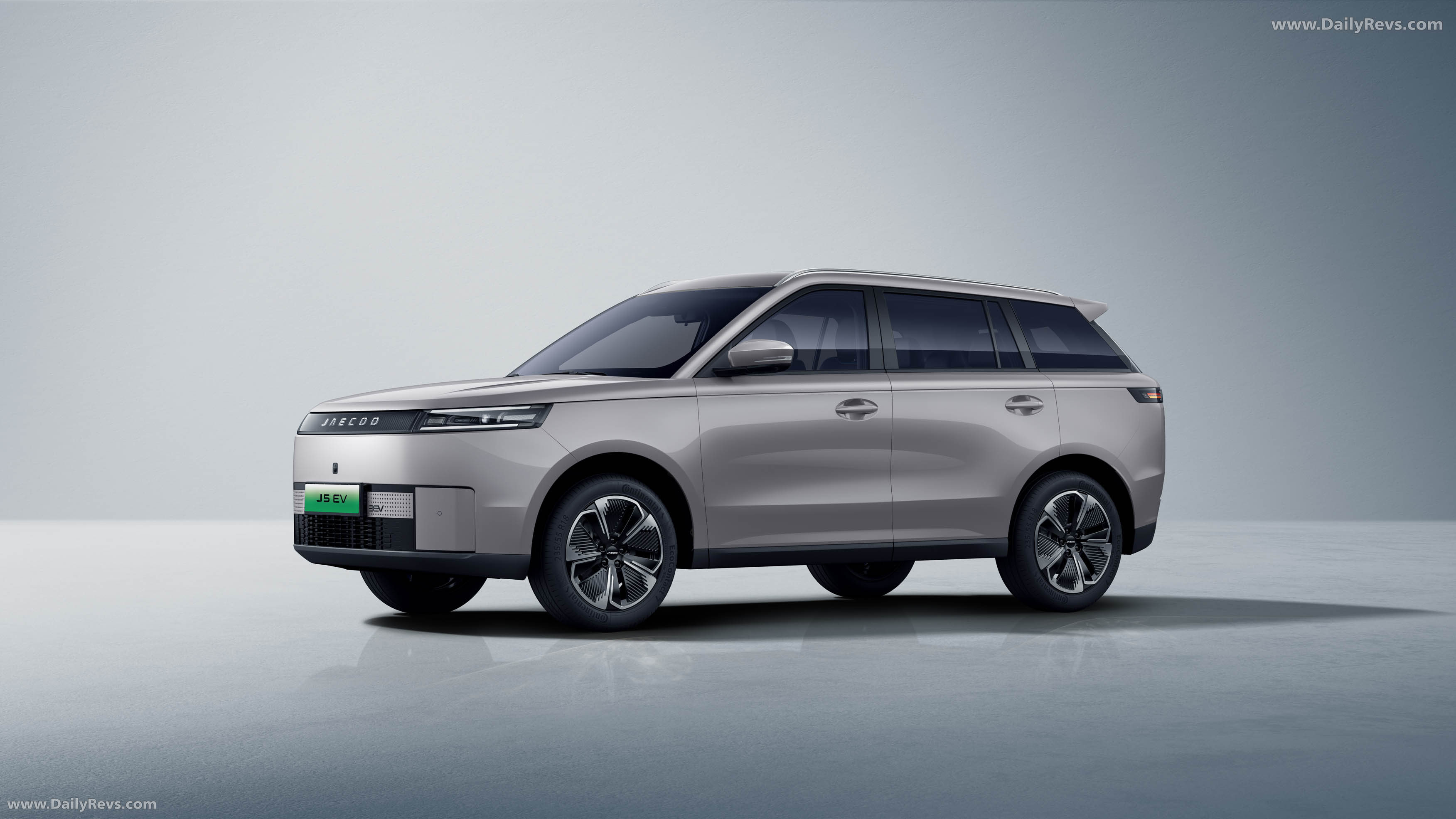 2026 Jaecoo J5 EV Front View