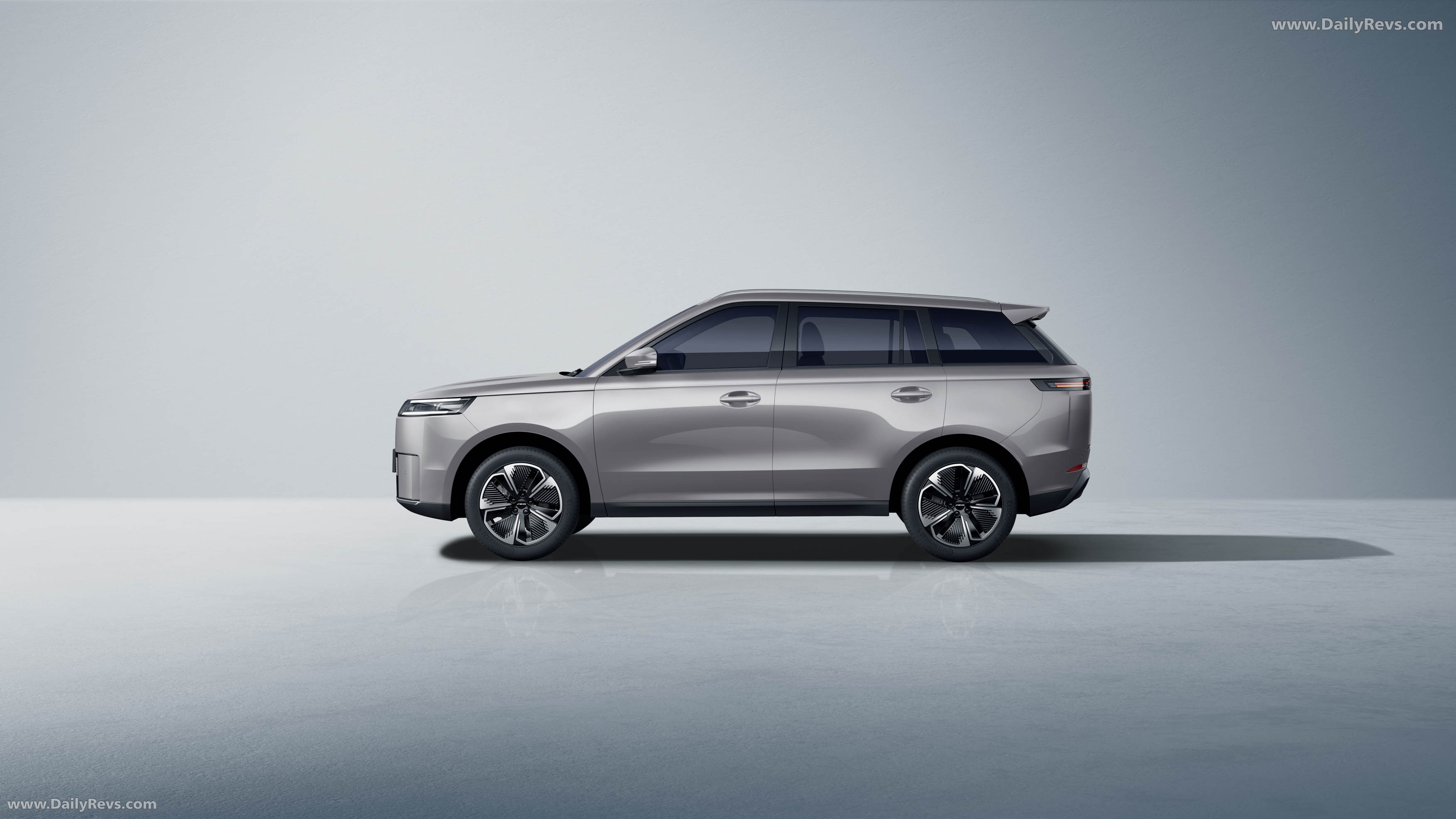 2026 Jaecoo J5 EV Side View