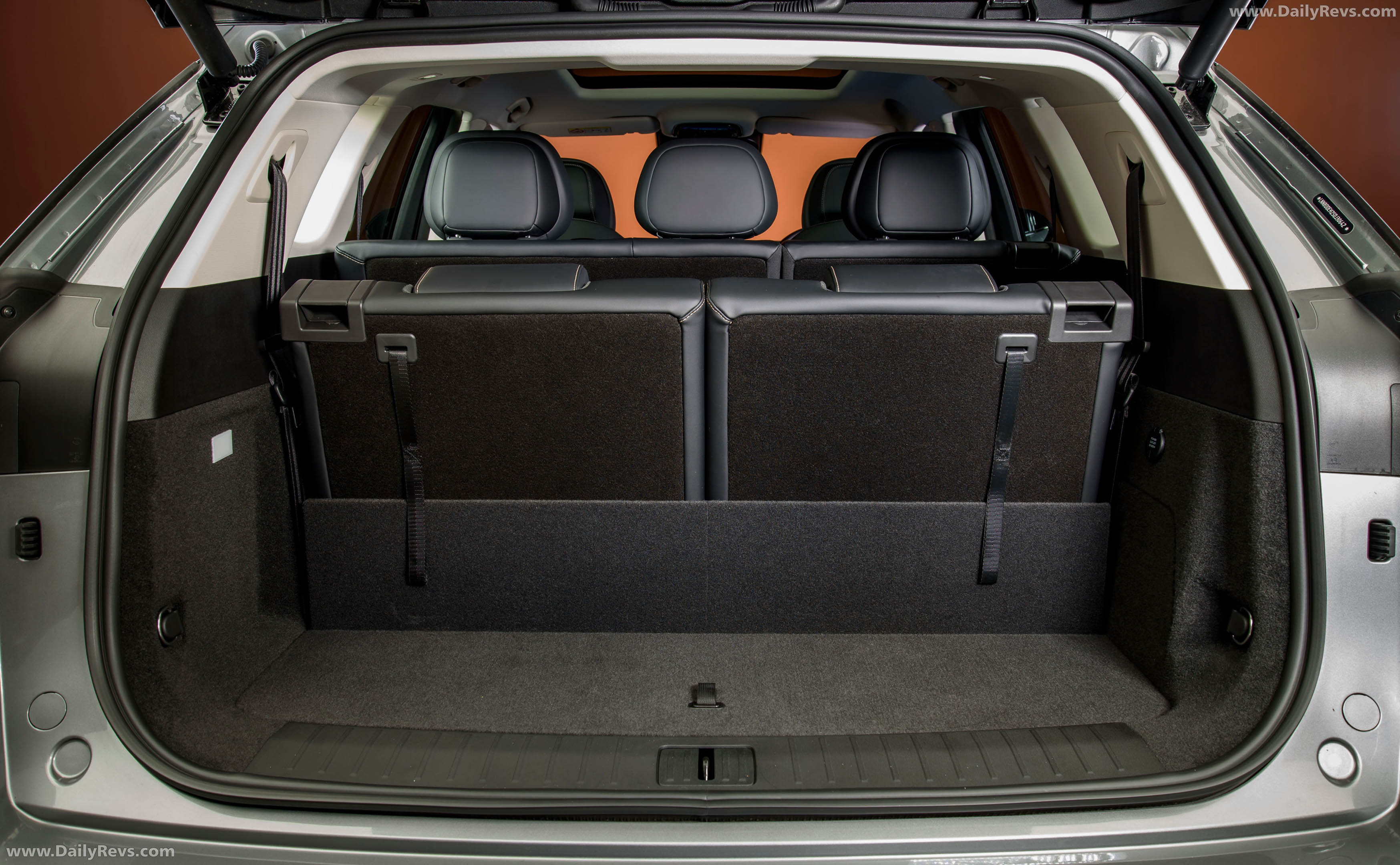 2026 Jaecoo 8 SHS-P Luxury Interior