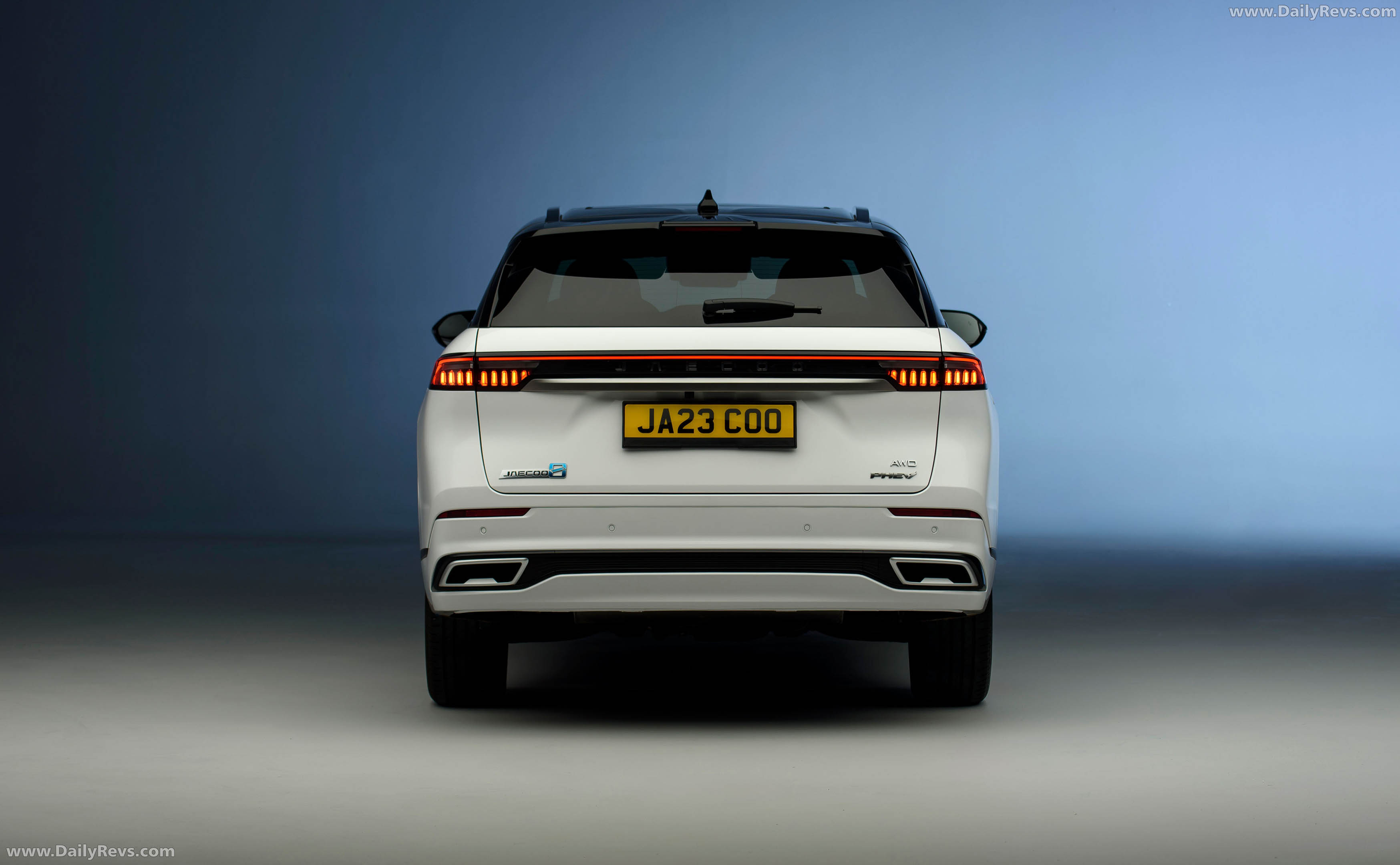 2026 Jaecoo 8 SHS-P Executive Rear View