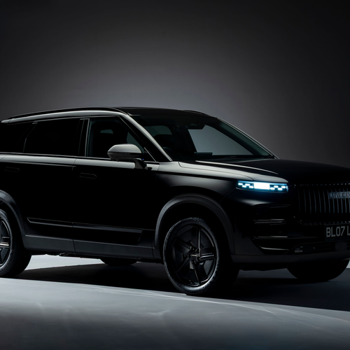 2026 Jaecoo 7 SHS-P Black Luxury Front View