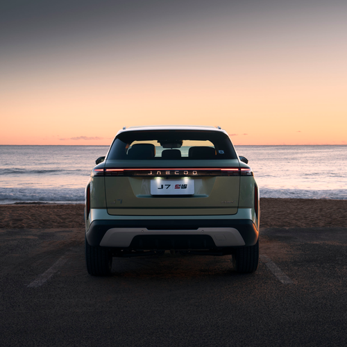 2027 Jaecoo J7 Rear View